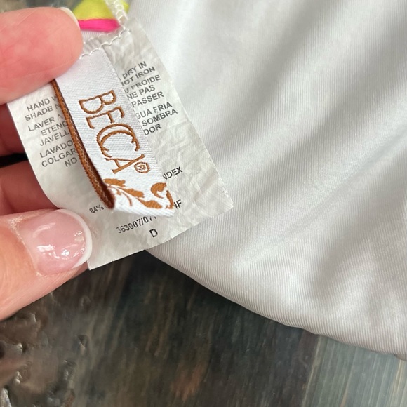 BECCA Whip Stitch reversible bikini top size D bottoms size small black white - Picture 6 of 9